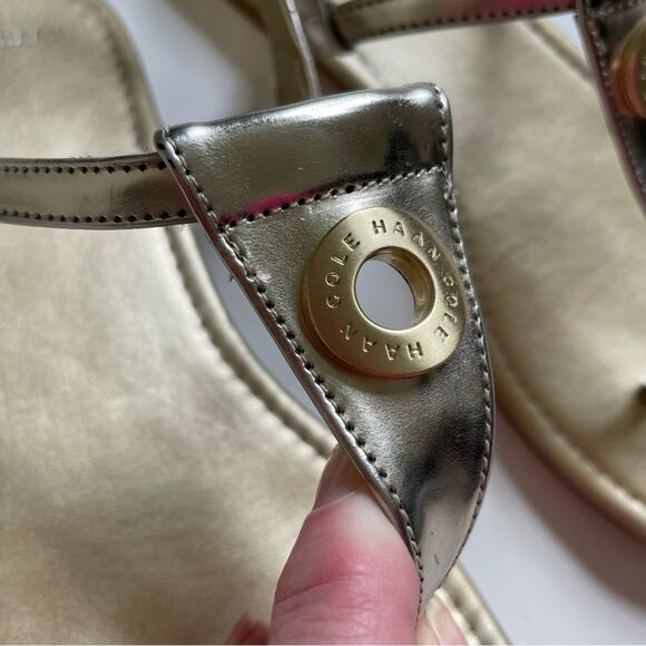 Cole Haan Gold Silver Two Tone Thong Sandal - Picture 8 of 8